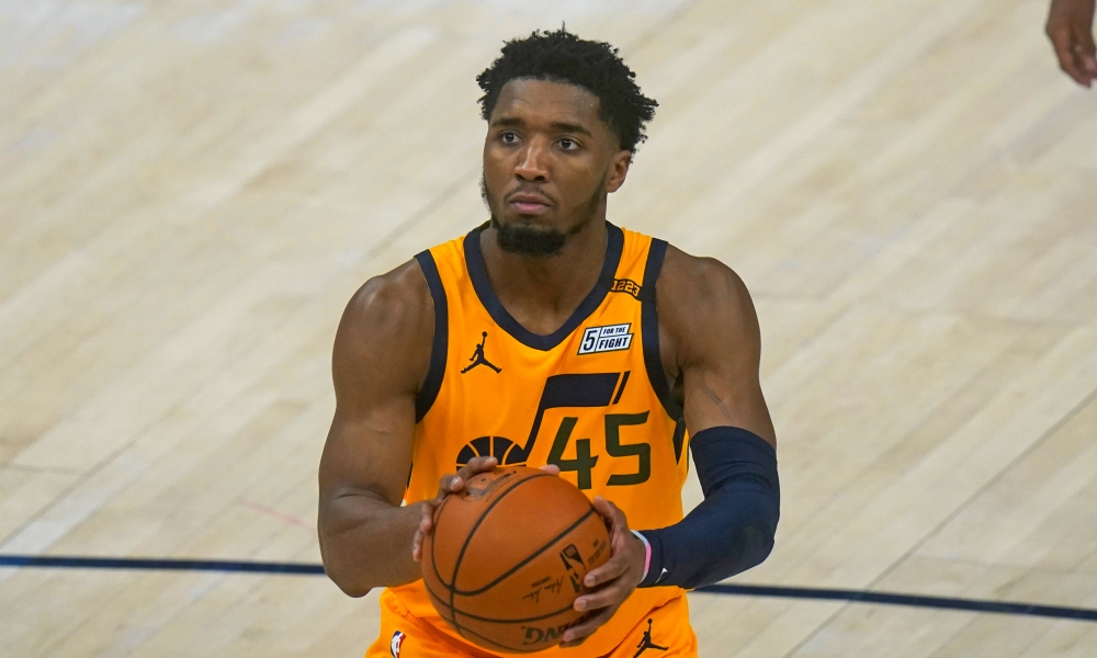 Nba Star, Donovan Mitchell Net Worth, Biography, Age, Height, Wife, Family, More 
