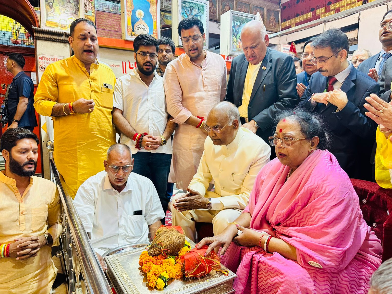 Salasar Balaji : पूर्व राष्ट्रपति राम नाथ कोविंद ने सालासर धाम की यात्रा की, नितिन पुजारी ने किया स्वागत