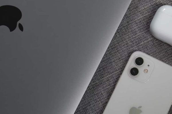 आईफोन से लेकर मैकबुक तक, ऐप्पल के सारे प्रोडक्ट्स पर धमाका छूट, यहां शुरू हो गई सेल