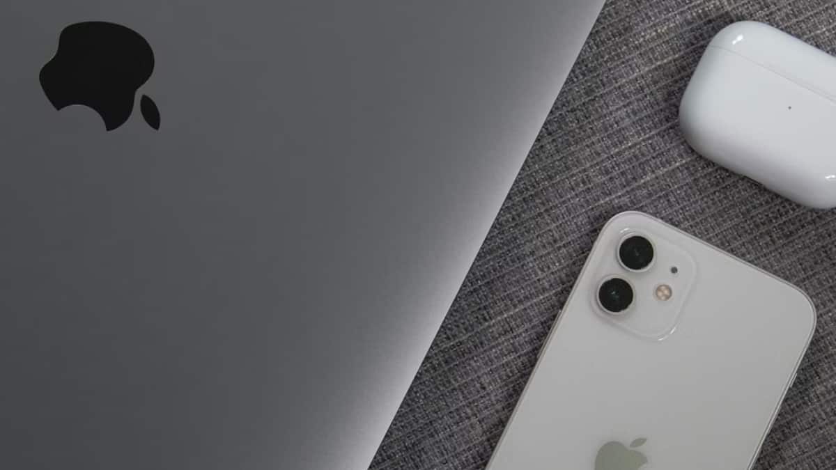 आईफोन से लेकर मैकबुक तक, ऐप्पल के सारे प्रोडक्ट्स पर धमाका छूट, यहां शुरू हो गई सेल